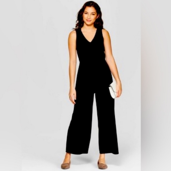 3/$30 A New Day Gray Sleeveless Jumpsuit - Picture 2 of 9